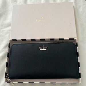 Kate Spade Zip Wallet